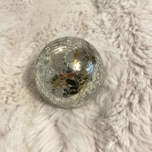RH Handblown Mercury Glass Holiday Ornaments -Silver Balls (set of 8) - Picture 6 of 10